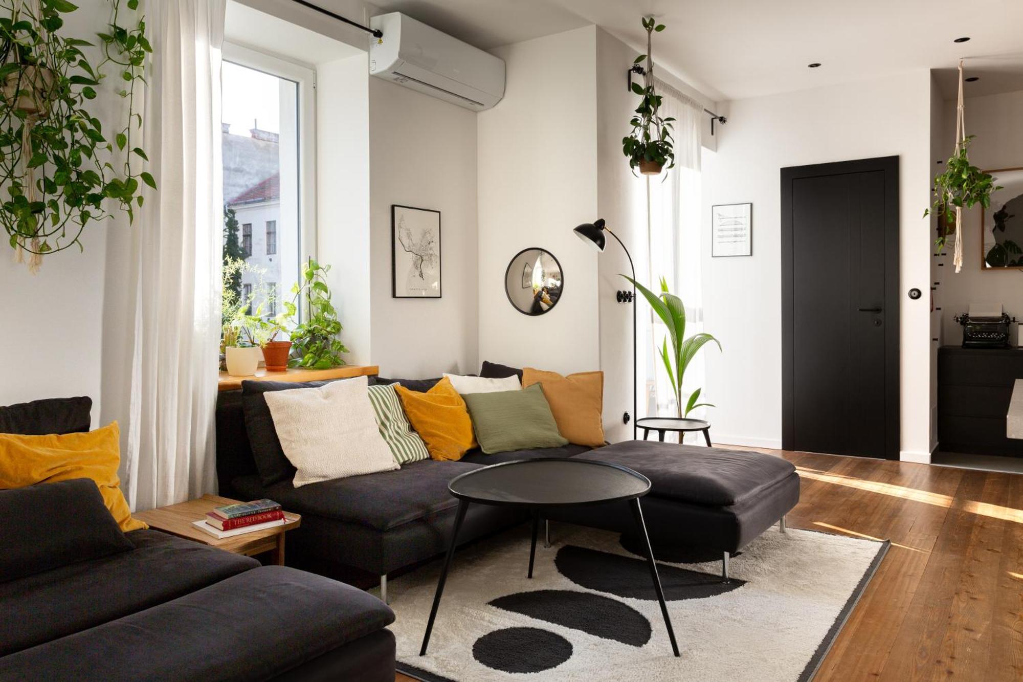 Evergreen - Old Town Spacious Stylish Apartment With Ac And One And A Half Bath, Baby & Kid- Friendly Bratislava Esterno foto